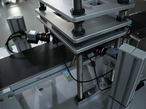 電子產(chǎn)品外觀缺陷檢測機(jī),外觀缺陷檢測機(jī),外觀視覺檢測設(shè)備